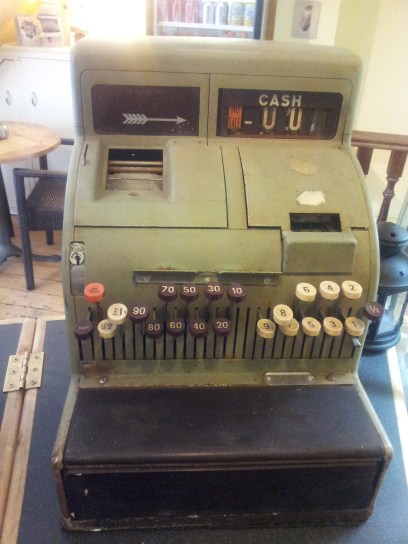 倫敦的物價會否是自這部收銀機面世以來都無乜升過？