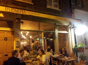 夏天時坐在餐廳出面都幾好 feel