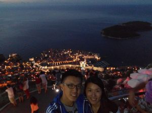 不過大部份電話的前置鏡頭的影出來的照片質素都是差一點