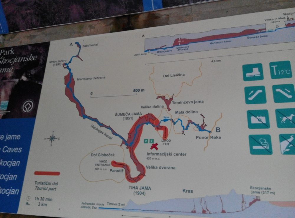 Silent Cave 門口的地圖，之後就無得拍照啦