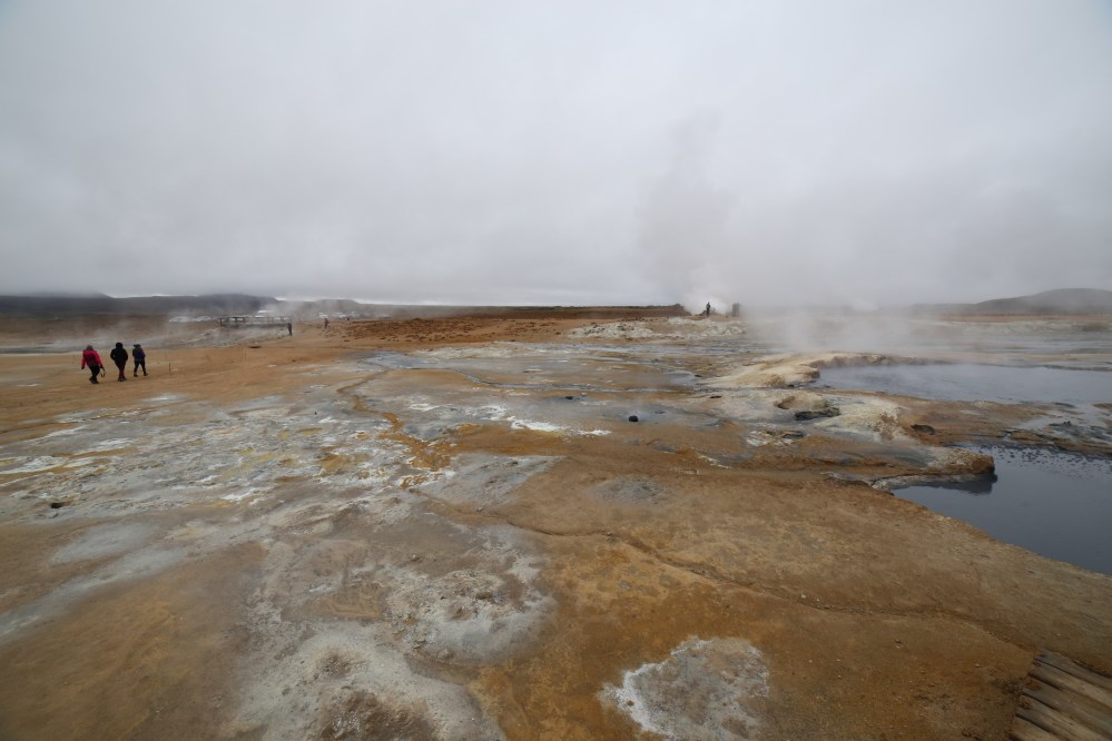 位於 Lake Myvatn 的地獄